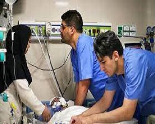 وزیر بهداشت درباره وضعیت اضافهکار پرستاران هشدار داد