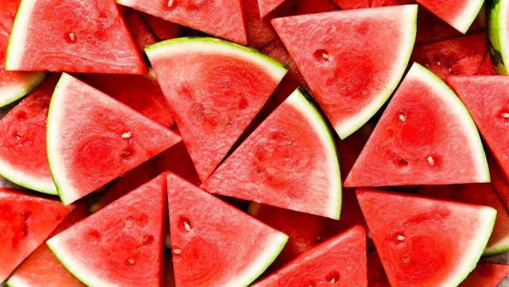 تأثیر هندوانه و طالبی بر قند خون و راهکارهای مصرف ایمن برای افراد مبتلا به دیابت