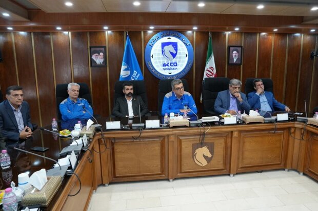 اهدای دستگاه ون وانا به کانون بیماران هموفیلی سیستان و بلوچستان برای بهبود دسترسی به داروهای حیاتی