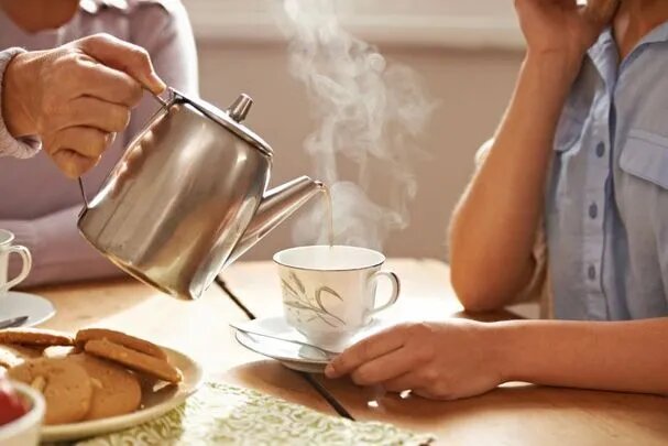 تأثیر مصرف چای شبانه بر کیفیت خواب و جذب آهن